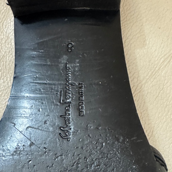 Salvatore Ferragamo Black and Gold Slide Sandals Size 8 - Picture 6 of 6